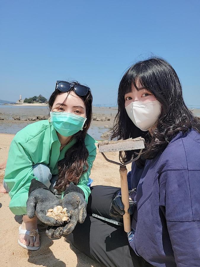 Qg Life 城中館 寵物親子釣魚人民宿 Жинченг Екстериор снимка