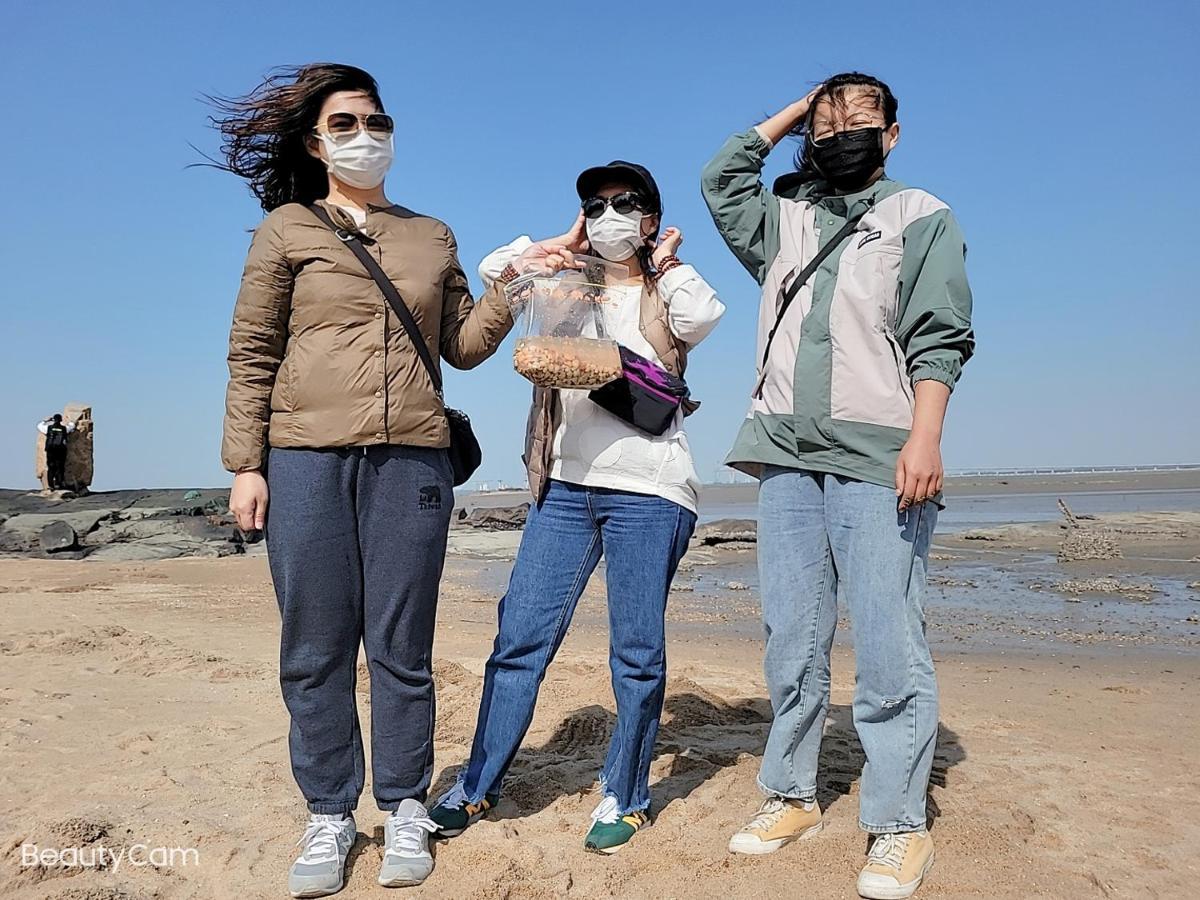 Qg Life 城中館 寵物親子釣魚人民宿 Жинченг Екстериор снимка