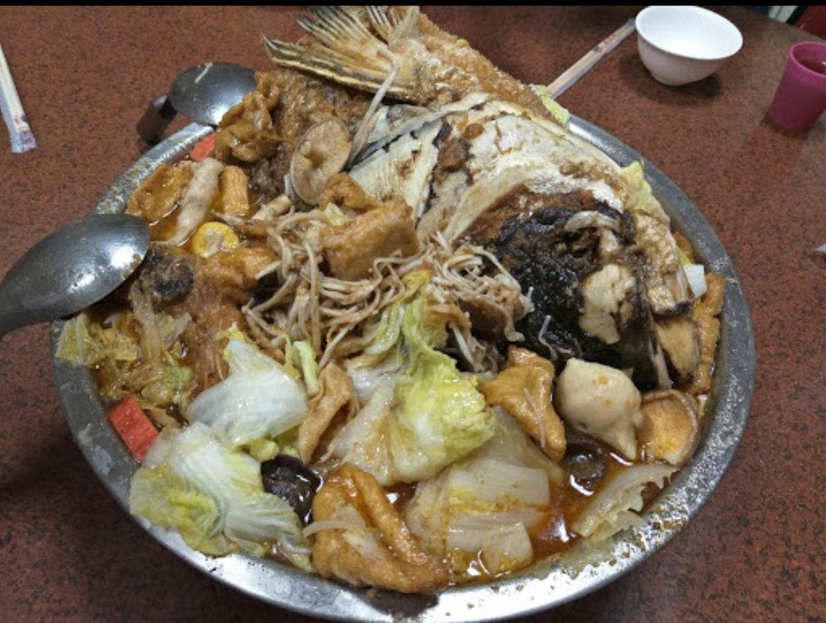 Qg Life 城中館 寵物親子釣魚人民宿 Жинченг Екстериор снимка
